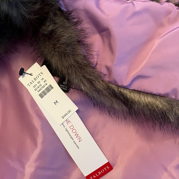 Talbots Genuine Down Puffer Vest with Detachable Faux Fur Collar Size Medium - Picture 5 of 9